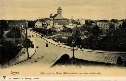 Ak Żagań Sagan Schlesien, Blick zur Kaiser Wilhelmsbrücke und dem Mühlenwehr