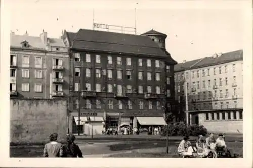 Foto Wrocław Breslau Schlesien, Hotel am Hauptbahnhof