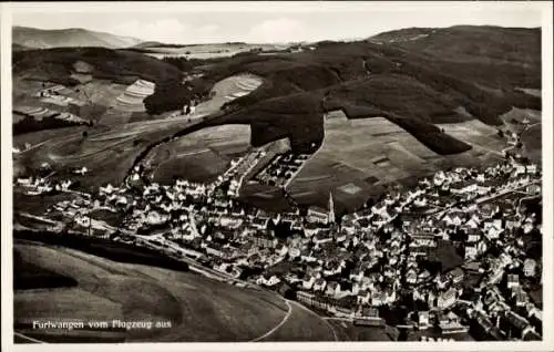 Ak Furtwangen im Schwarzwald, Fliegeraufnahme