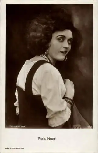 Ak Schauspielerin Pola Negri, Portrait, Ross Verlag 407/1