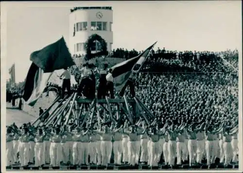 Foto Berlin, Walter-Ulbricht Stadion, Große Sportschau, SV Aufbau, 5.6.1954
