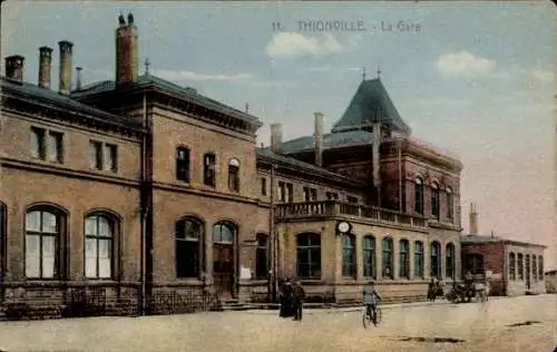 Ak Thionville Diedenhofen Lothringen Moselle, Bahnhof