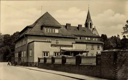 Ak Naunhof im Kreis Leipzig, Foto einer Straße mit Gebäuden