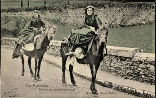 Ak Pyrenäen, Frauen zu Pferde, Volkstracht