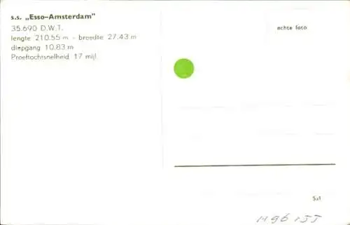 Ak Tanker SS Esso Amsterdam in voller Fahrt auf dem Meer