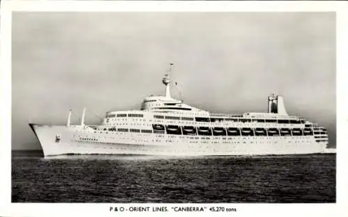 Foto Ak Steamer Canberra, Dampfschiff, P&O