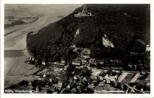 Ak Porta Westfalica in Nordrhein Westfalen, Fliegeraufnahme, Kaiser Wilhelm I. Denkmal