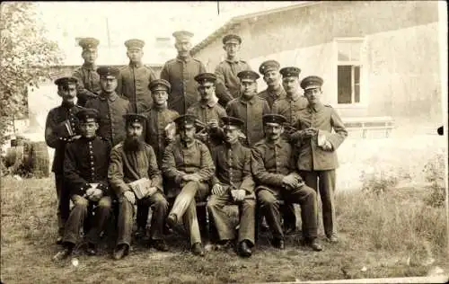 Foto Ak Olsztyn Allenstein Ostpreußen, Deutsche Soldaten in Uniform