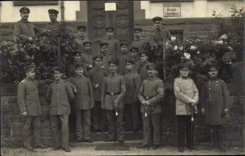 Foto Ak Mosbach in Baden, Bezirkskommando im Juli 1916