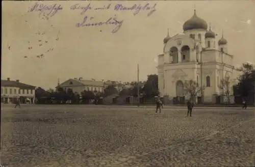 Foto Ak Daugavpils Dünaburg Lettland, russische Kirche, Marktplatz