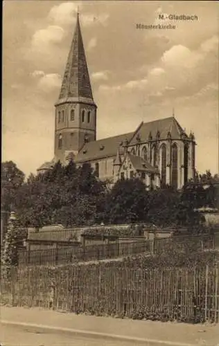 Ak Mönchengladbach in Nordrhein Westfalen, Blick zur Münsterkirche