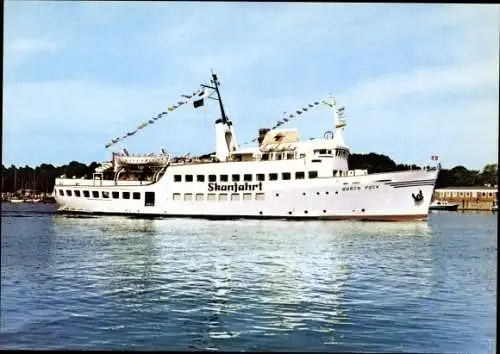 Ak Ostseebad Travemünde Lübeck, Das Bild zeigt ein Schiff mit dem Namen 'Skanfahrt'.