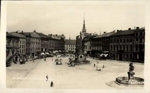 Ak Olomouc Olmütz Stadt, Marktplatz, Brunnen, Denkmal