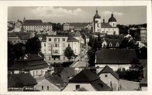 Ak Český Brod Böhmisch Brod Mittelböhmen, Blick auf Stadt und Kirche