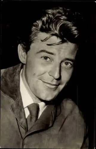 Ak Schauspieler Gerard Philipe, Portrait