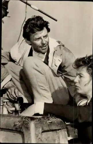 Ak Schauspieler Gerard Philipe bei den Dreharbeiten zu Till Eulenspiegel