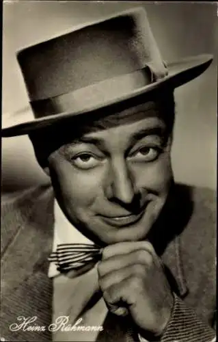Ak Schauspieler Heinz Rühmann, Portrait, Hut, Keine Angst vor großen Tieren