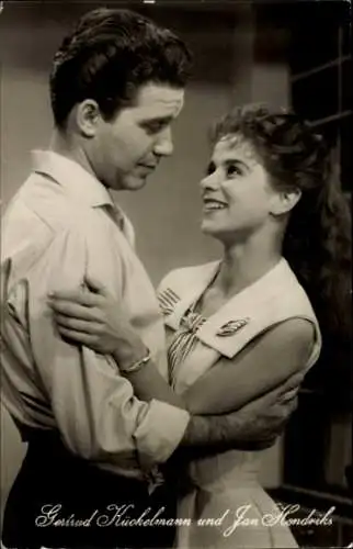Ak Schauspielerin Gertrud Kückelmann, Schauspieler Jan Hendriks, Portrait, DEFA, Spielbank Affäre