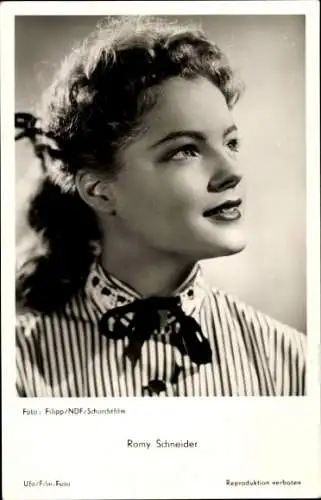 Ak Schauspielerin Romy Schneider, Portrait