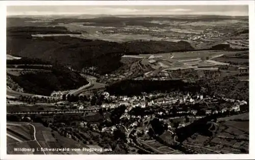 Ak Wildberg im Schwarzwald, Totalansicht, Fliegeraufnahme