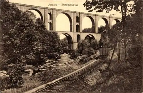 Ak Jocketa Pöhl Vogtland, Eisenbahnbrücke, Fluss, Wald