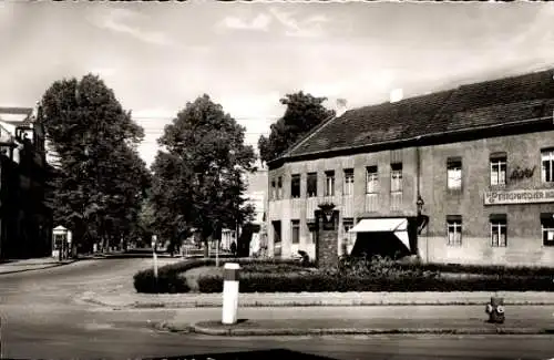 Ak Elsterwerda in Brandenburg, Karl Marx Platz mit Stalinallee