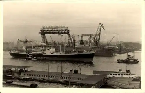 Ak Hamburg Mitte Altstadt, Werft, Dampfer am Dock