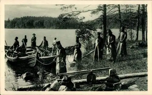 Ak Finnland, Soldaten am Ufer, Boote