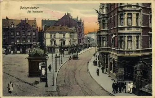 Ak Gelsenkirchen im Ruhrgebiet,  Am Neumarkt, Straßenansicht, historische Gebäude