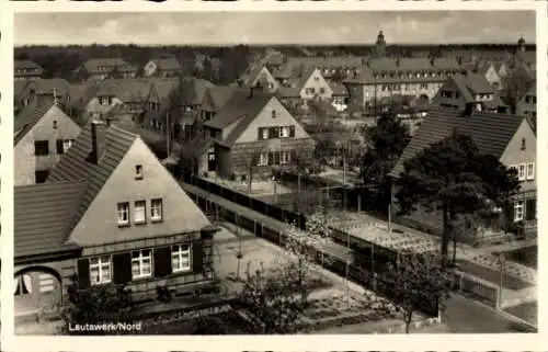 Ak Lautawerk Nord, viele Wohnhäuser, Straßen, Gärten