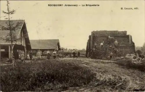 Ak Rocquigny Ardennes, La Briqueterie