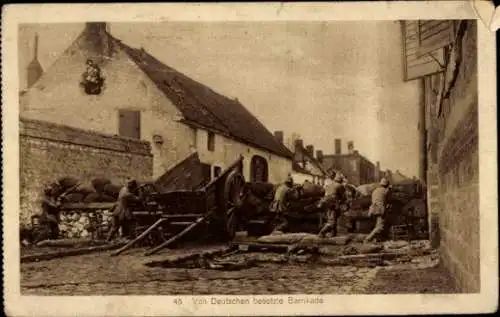 Ak Mouzon Ardennes, von Deutschen besetzte Barrikade