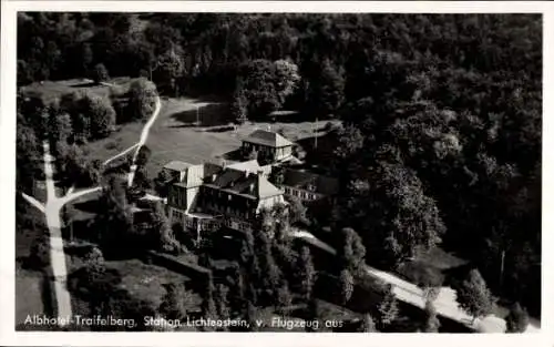 Ak Traifelberg Honau Lichtenstein in Baden Württemberg, Alb Hotel, Fliegeraufnahme