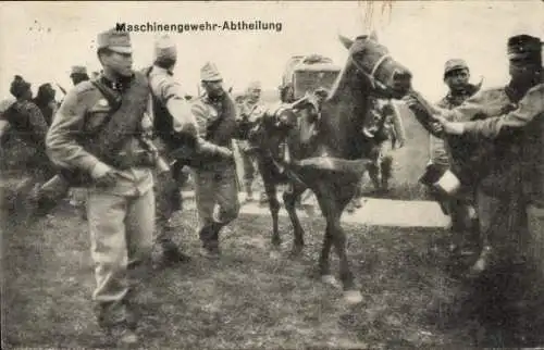 Ak KuK-Armee, Maschinengewehr-Abteilung, Soldaten in Uniformen