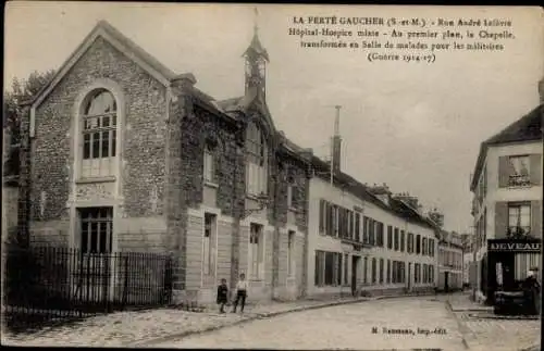 Ak La Ferté Gaucher Seine et Marne, Rue Andre Lefevre, Hopital-Hospice mixte, Chapelle