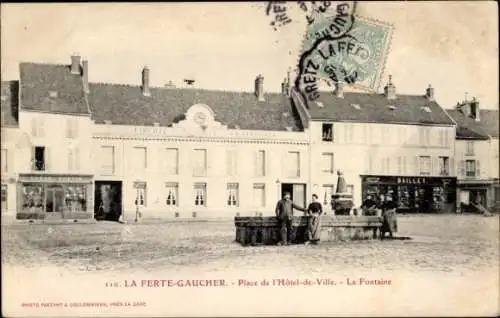 Ak La Ferté Gaucher Seine et Marne, Place de l'Hotel de Ville, La Fontaine