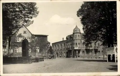 Ak Wesenberg in Mecklenburg, Marktplatz