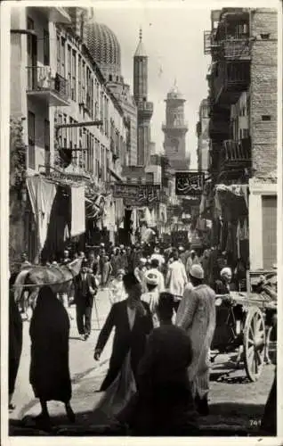 Ak Tunis Tunesien, Blick in die Basarstraße, Anwohner, Türme