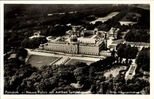 Ak Potsdam, Fliegeraufnahme, Neues Palais, Antiker Tempel