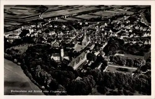 Ak Weikersheim in Württemberg, Fliegeraufnahme, Schloss