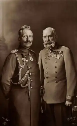 Ak Kaiser Franz Joseph I., Kaiser Wilhelm II., Portrait, Orden, Uniform