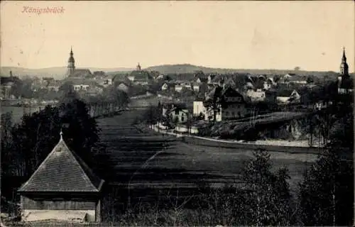 Ak Königsbrück in der Oberlausitz, Stadtansicht von Königsbrück mit vielen Gebäuden, Bäumen un...