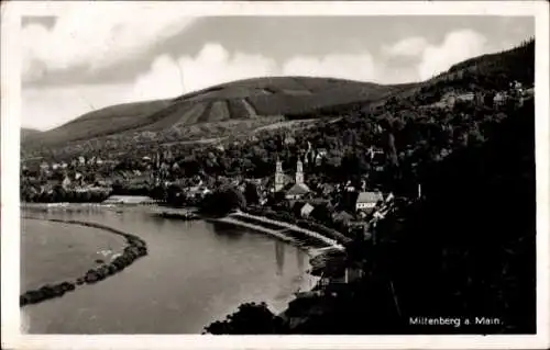 Ak Miltenberg am Main Unterfranken, Miltenberg a. Main, Stadtansicht vom Mainufer aus gesehen