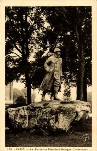 Ak Paris VIII., La Statue du President Georges Clemenceau