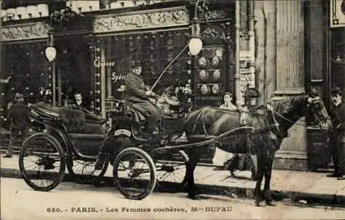 CPA Paris, Les Femmes cochères, Madame Dufau