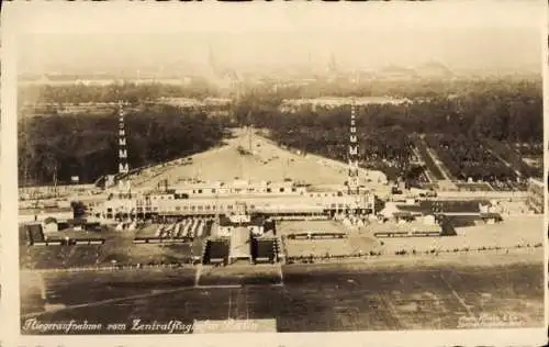 Ak Berlin Tempelhof, Zentralflughafen, Fliegeraufnahme