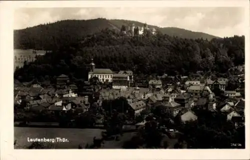 Ak Leutenberg in Thüringen,  kleines Städtchen in Thüringen mit Kirche, Schloss und vielen kle...