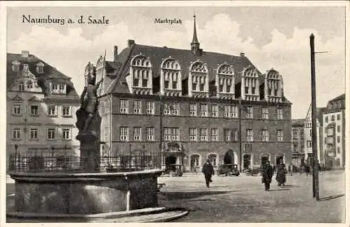 Ak Naumburg an der Saale, Markt mit Brunnen, Rathaus und Personen