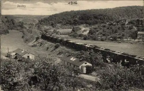 Ak Jaulny Meurthe et Moselle, Zug in Fahrt, Waggons, Hütten, 111. Infanteriedivision