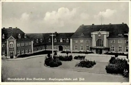 Ak Zbąszynek Neu Bentschen Ostbrandenburg, Grenzbahnhof, Empfangsgebäude und Post